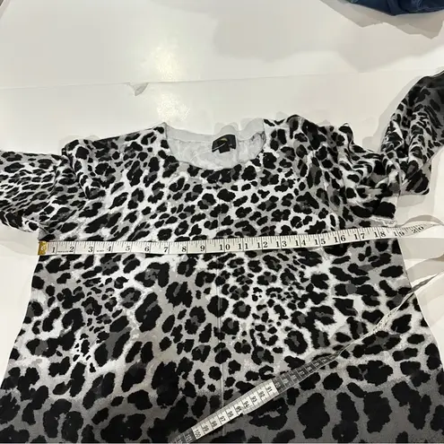 JM Collection Gray & Black Cheetah Print Long Sleeve Tunic Sweater Size M