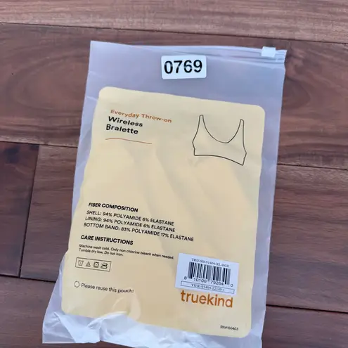 Truekind Everyday Throw