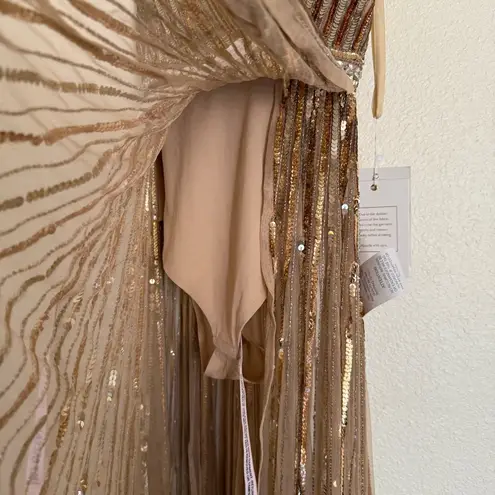 Mac Duggal 93801 A Line Shimmering Evening Dress Gown Sequin Beaded Size 6 $558