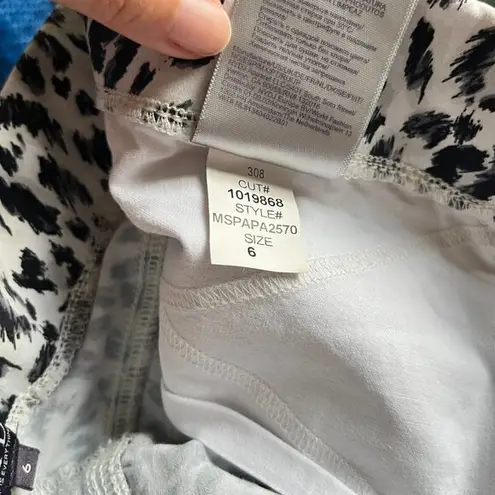 NYDJ Pull-On Denim Animal Print Skinny Ankle Jeans In Sateen With Slit Size 6