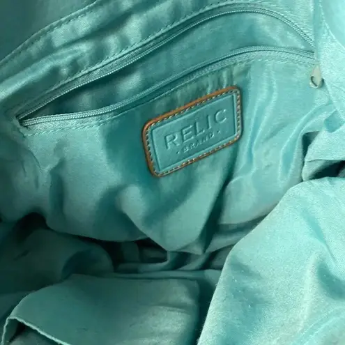Relic TURQUOISE SHOULDER STRAP PURSE TAN STITCHING LINED SNAP CLOSE POCKETS