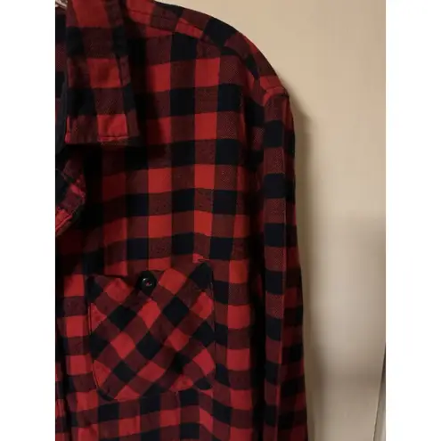 The American Dream Red And Navy Plaid Button Up Slim Fit Women's Shirt Size XL