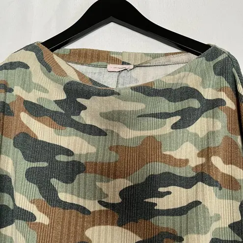 ee:some  Dolhman Sleeve Oversized Wide Neck Sweatshirt Camo Print Small