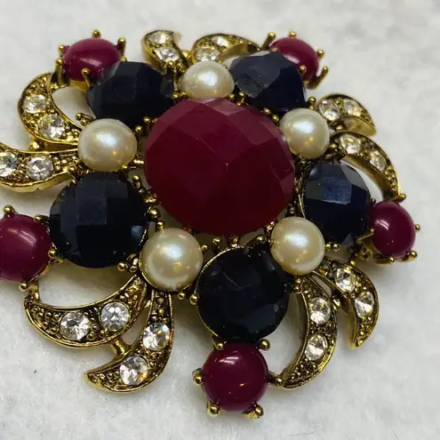 Rounded Swirl Statement Brooch Pin Vintage Faceted Stones Faux Pearl Rhinestones