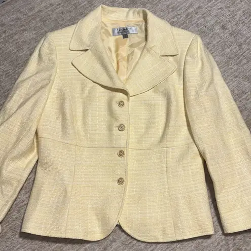 Medium 8/10 TAHARI women's yellow Twill blazer/suit jacket