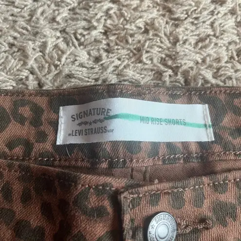 Signature by Levi Strauss Black / Brown Leopard Print Mid Rise Jean Shorts 24W