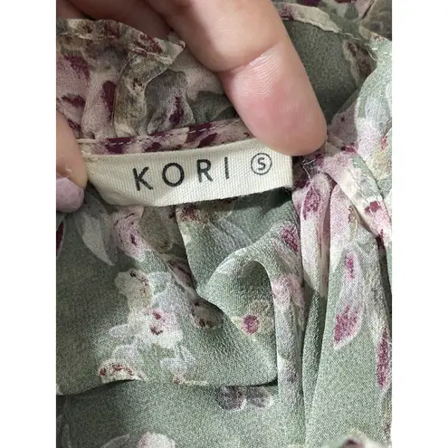 Kori Green Floral Lightweight Long Sleeved Flowy Dress Size Small