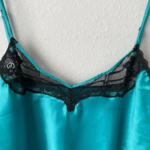 Valentino Garavani Vintage Valentino Intimo Emerald Teal Camisole Black Lace Trim Size Medium