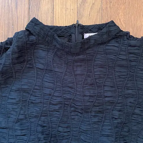 LaLavon Semi Shear Textured Ruched Elastic Waist Feminine Blouse Sz Medium Black