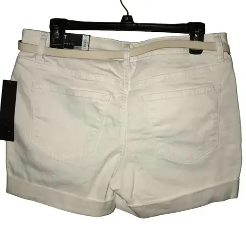 Apt. 9  WHITE WITH PINK BELT MID RISE JEAN SHORTS SIZE 8