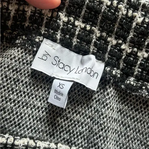 Chic Black and White Skirt Set for Effortless Elegance Size XS