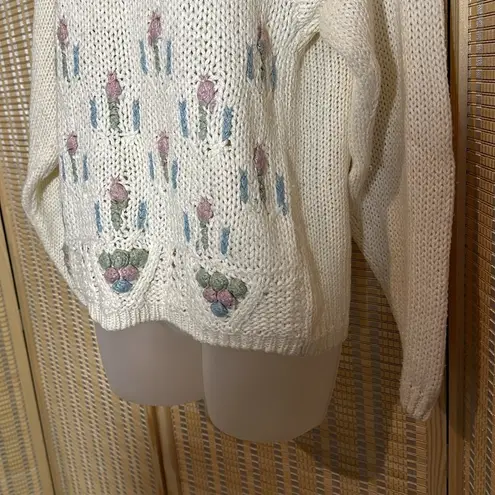 Cabin creek Vintage 1990s Y2K Cream Embroidered Loose Knit Sweater Small