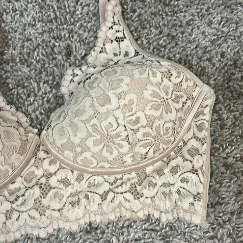 Maidenform Beige nude lace bralette