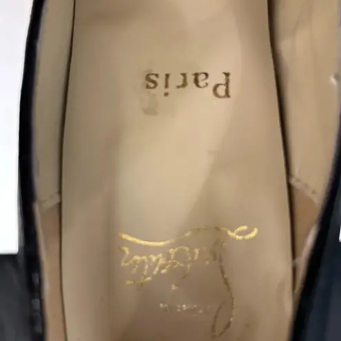 Boutique Black Leather Pumps with Red Bottoms! Just cute shoes