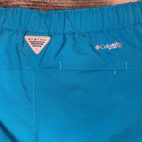 Columbia  PFG Shorts Women’s Small Blue Fishing Running Athletic Casual Gym 4”