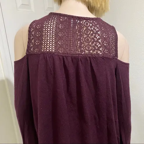 Ny&co NY & Burgundy Cold Shoulder Knit Sweater S