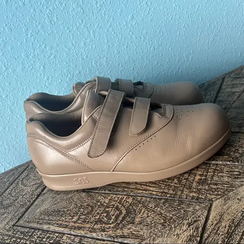 SAS Women's Me Too Leather Adjustable Closure Shoes L5902332 Brown Size 8.5