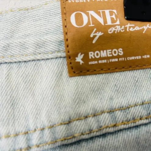 One by One Teaspoon Romeos Light Wash High Rise Blue Jean Short Sz 26 Micro Mini