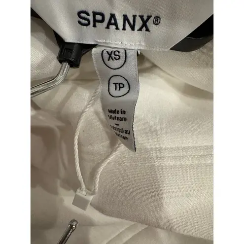 Women's Spanx Open Wrap Cardigan $158.00 retail price color powder
