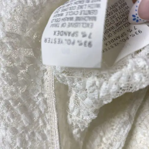 Escapades White Lace Vintage Sheer Stretchy Short Sleeve Top Small Coquette