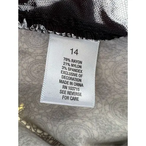 Roz & Ali black & white stretch ankle pants Size 14