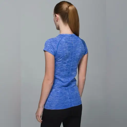 Lululemon  Run Swiftly Tech Short Sleeve Crew Top Heathered Blue Size 6