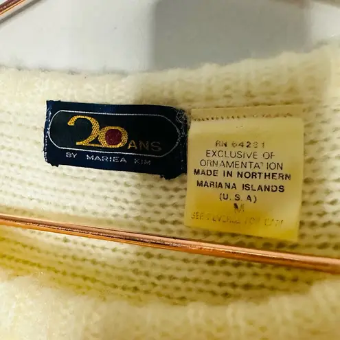 Vintage Grandma White Pink Crewneck Floral Embellished Design Sweater Size M Size M