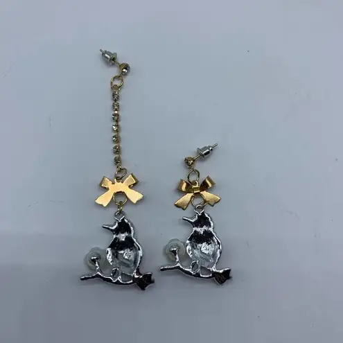 None NEW unbranded asymmetrical dangling bird earrings