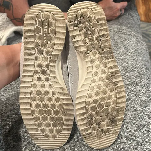 Tretorn Women’s Rawlings White Navy Blue Tennis Shoes Retro Sneakers Size 8 EUC - Image 5