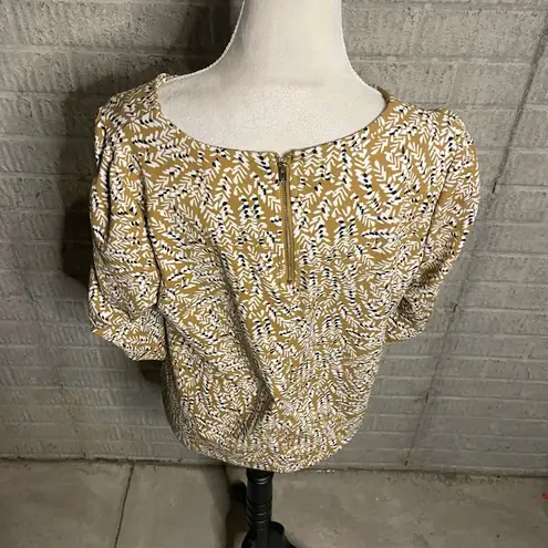 MELLODAY Yellow Leaf Print Short Sleeve Crew Neck Blouse Size Large