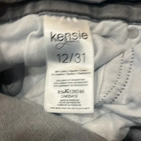 Kensie  jeans women’s gray the effortless skinny  crop size 12.