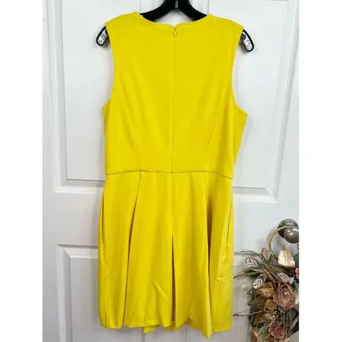 Tahari ASL Bright Yellow Button Accents Pleated Skirt Sleeveless Dress 14P