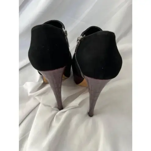 Alejandro ingelmo Black Suede Purple Platform Bootie heels Size 39