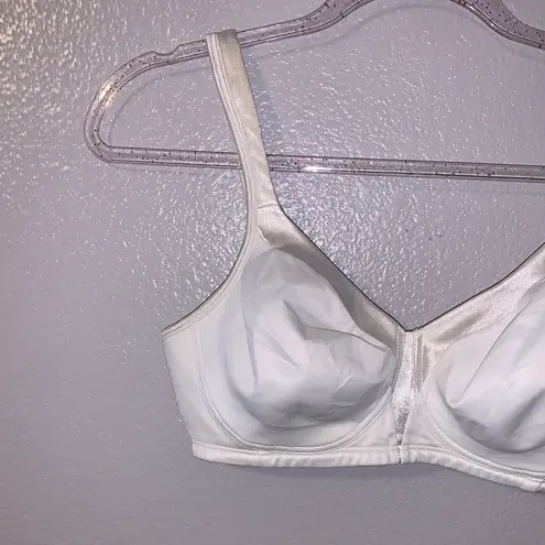 Playtex Platex Woman’s 36C Elegant White Women's Bra Wirefree Satin