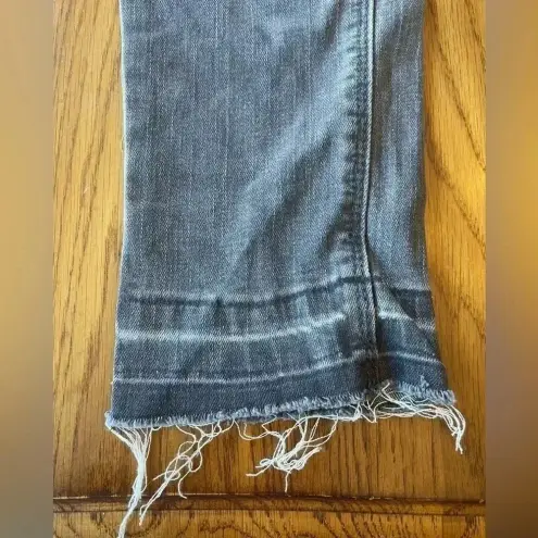 Umgee  Skinny‎ Straight Gray Distressed Raw Hem Jeans Size 27 EUC 0102