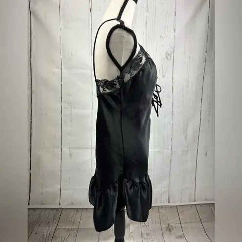 Vintage Feathers Bed Intimate Satin Lace Lingerie Night Gown Ruffle Hem Black