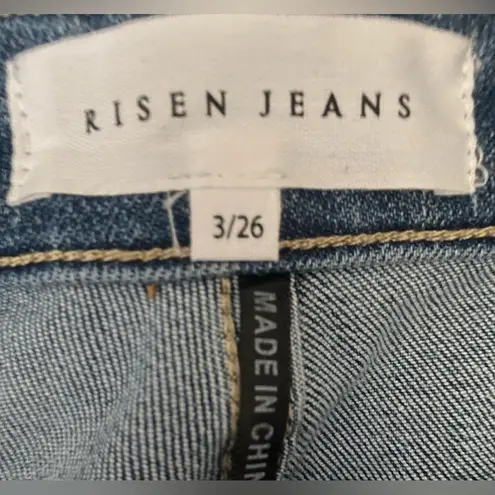 Risen  - HIGH RISE WIDE STRAIGHT LEG VINTAGE WASH JEANS. SIZE 26 NWT