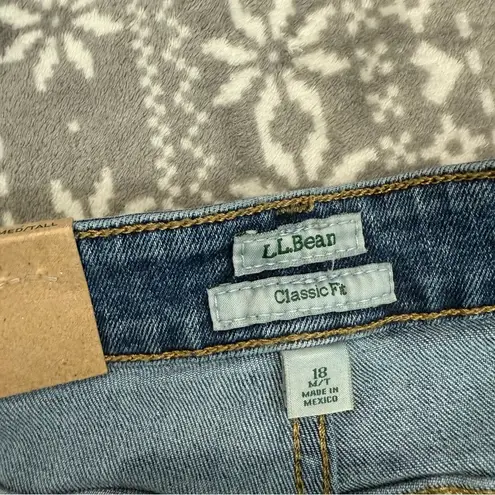 L.L. Bean 207 Vintage High Rise Boyfriend Jeans Faded Indigo Size 18 Medium Tall Blue