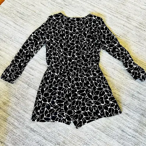 Loft  Black & White Leaf Print Half Button Tie Waist Long Sleeve Romper thumbnail 4
