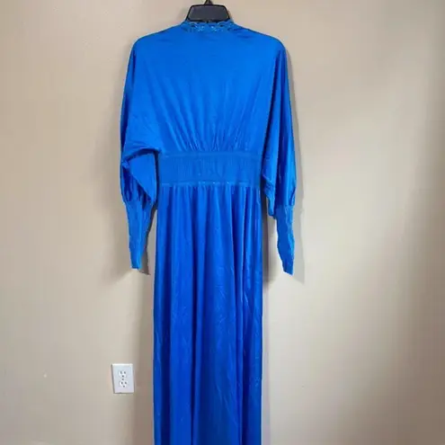 Vanity Fair  vintage small gown