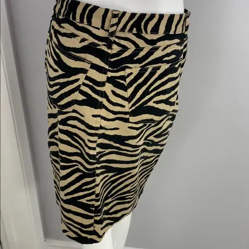 Ralph Lauren  Zebra print pencil skirt with belt loops and pockets