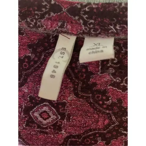 Est.1946 Bedazzled 3/4 sleeve top Red Size XL