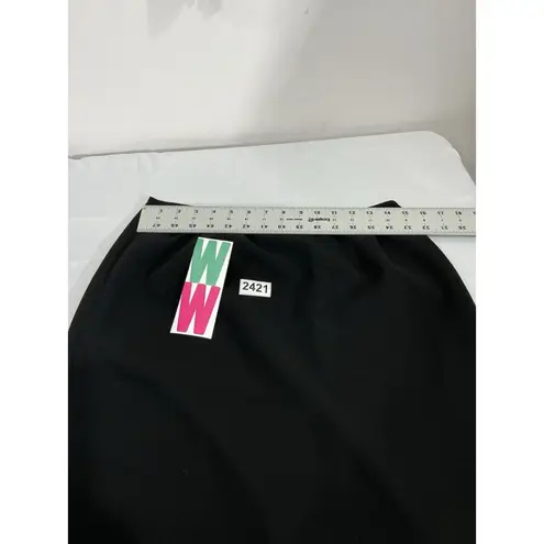 Womans LeSuit 2 Piece Jacket & Knee Length Skirt Black 8P