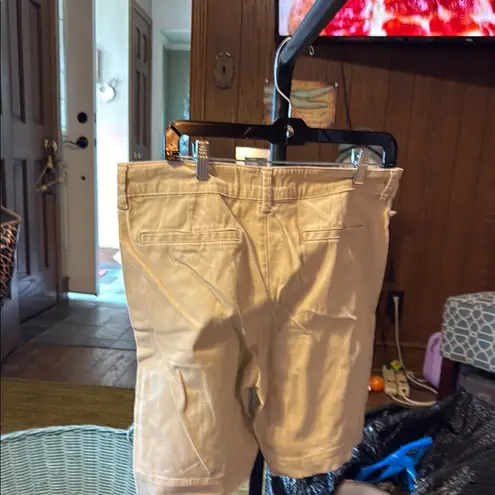 NYDJ Tan Bermuda Shorts Versatile Cotton Blend