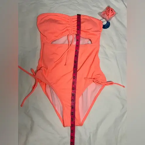 Decree Womens Exotic Textured Monokini One Piece Swimsuit in Tropical Coral S