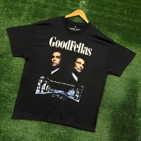 Goodfellas The Movie Three Decades of Life in the Mafia T-Shirt Extra Large