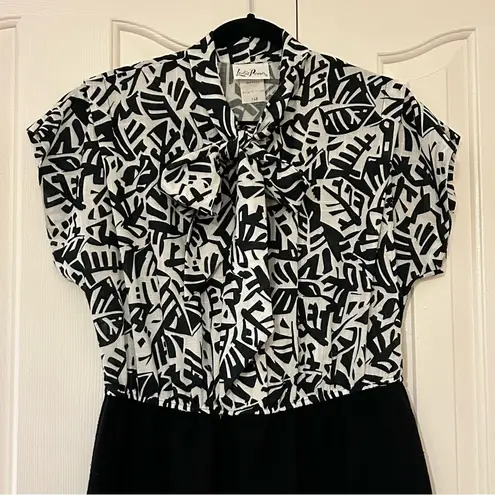 Leslie Fay Leslie Pomer Vintage Union Made 50s/60s Black/White Button Down Dress With Tie