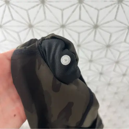 Lululemon  Wunder Under High-Rise Tight 28" Luxtreme
Incognito Camo Green