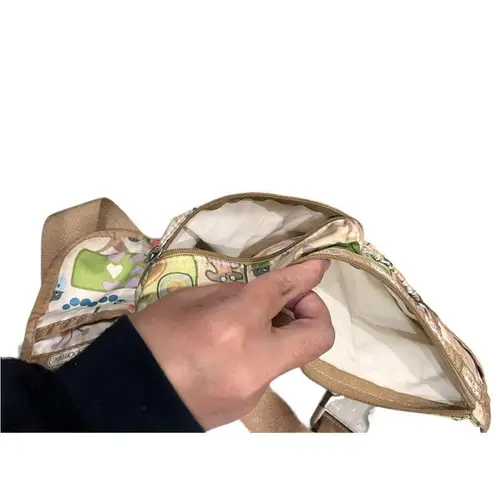 LeSportsac y2k nylon Fanny bulb bag pack waist printed tan beige