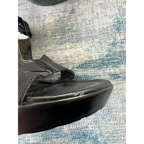 Charles By Charles David Black Strappy Platform Wedge Heel Sandals Approx size 9